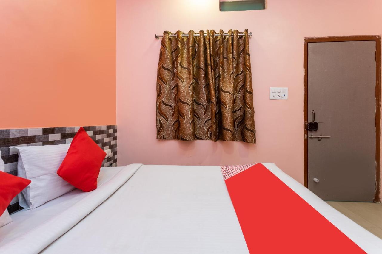 Oyo 14594 Hotel Amaltas Ujjain Eksteriør billede